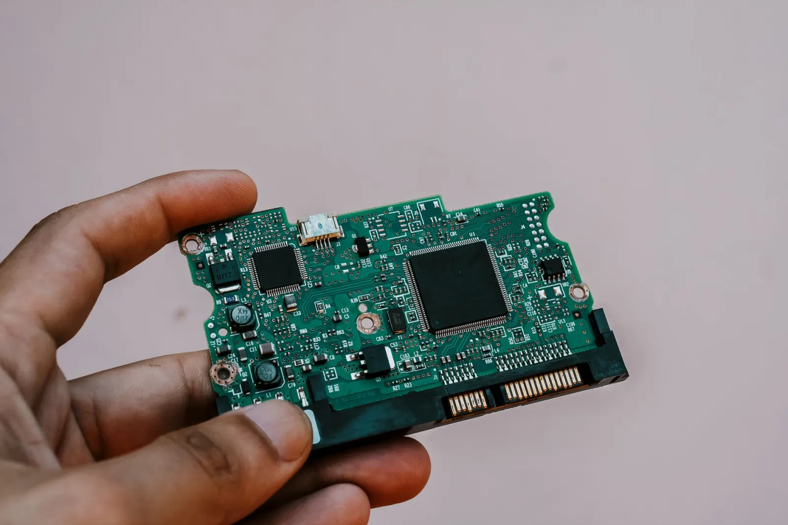 重庆办公楼宇机电安装与消防工程协同施工关键技术要点解析