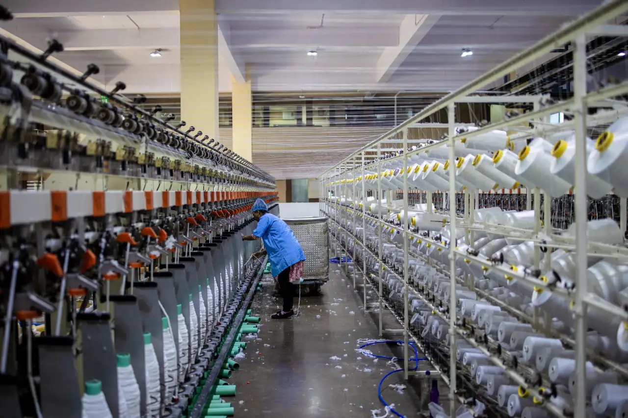 重庆住宅项目幕墙工程与智能化系统的选型对比及施工衔接