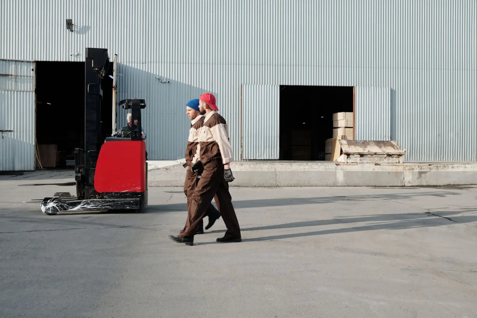 重庆商业建筑机电安装与消防工程协同施工要点解析