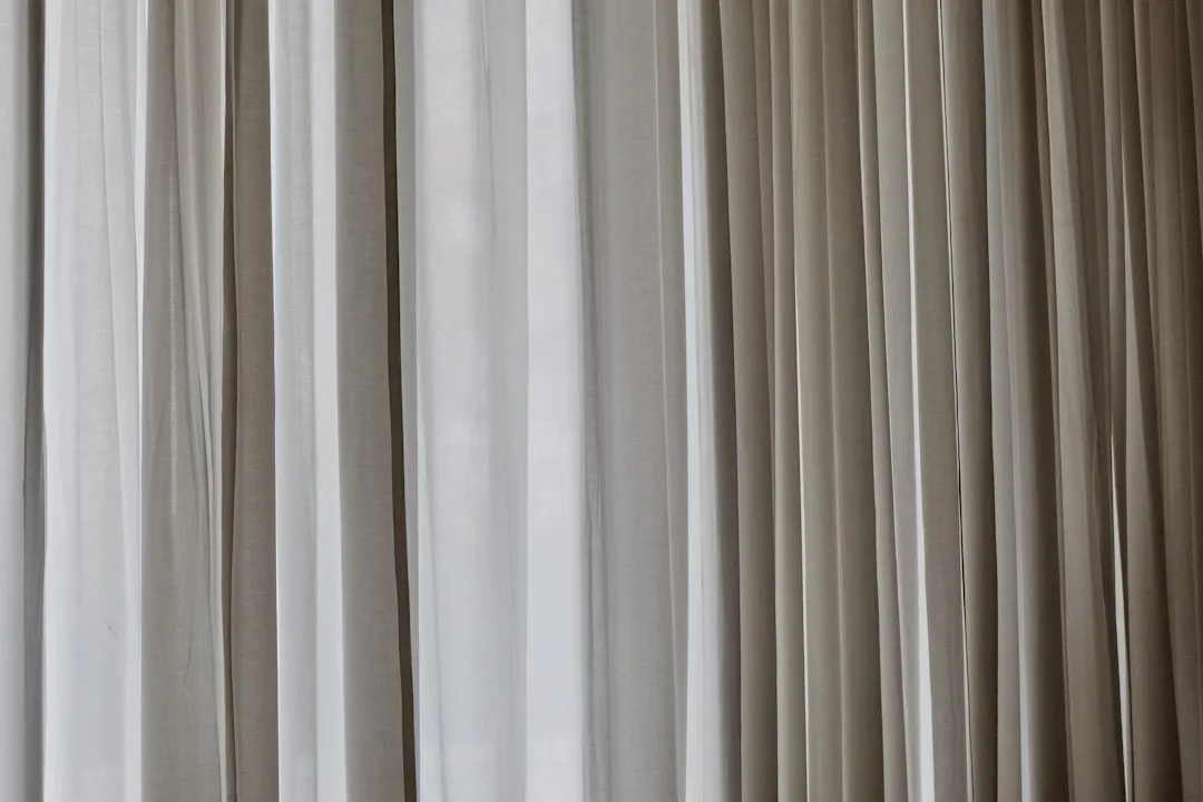 重庆商业项目机电安装工程：智能化系统集成与消防联动设计趋势